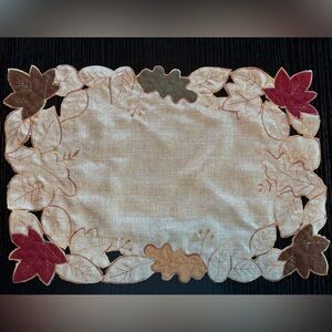 Autumn Leaf Embroidered Placemats - Set of 4